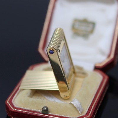 27138500b - CARTIER seltenes Reiseührchen in GG 750/000 mit original Etui, Schweiz / London lt. ...