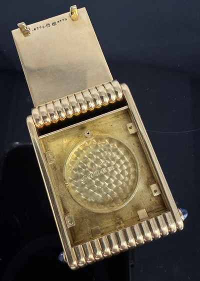 27138500h - CARTIER seltenes Reiseührchen in GG 750/000 mit original Etui, Schweiz / London lt. ...