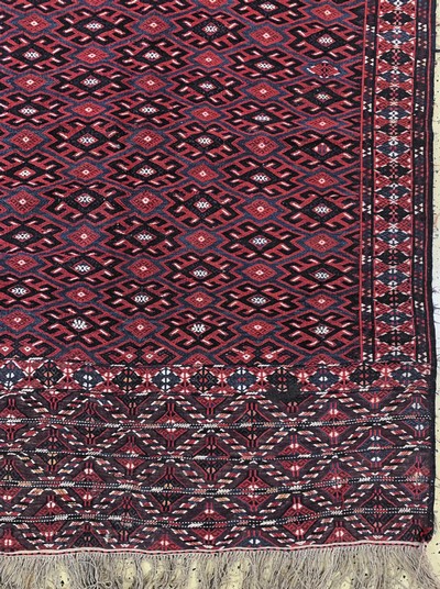 27138545a - Sumakh flachgewebt, Turkmenistan, um 1900, Wolle auf Wolle, ca. 400 x 216 cm, EHZ: 2 ...