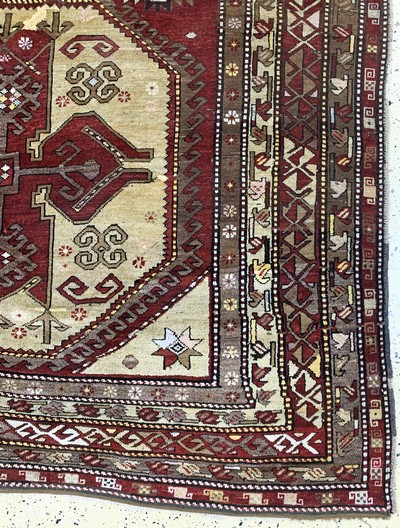 27138558a - Kazak antik, Türkei, um 1900, Wolle auf Wolle, ca. 370 x 200 cm, EHZ: 3(restauriert) ...