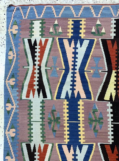 27138585c - Kars Kelim, Türkei, Mitte 20.Jhd, Wolle aufWolle, ca. 222 x 156 cm, ...