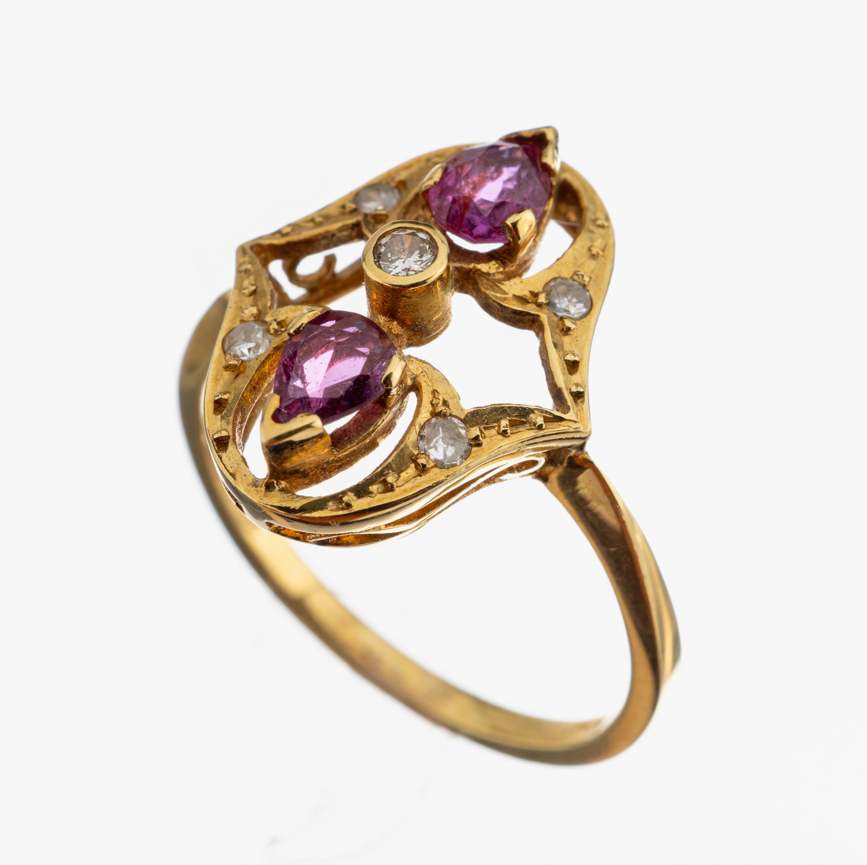 Image 27138640 - 18 kt Gold Rubin-Diamant-Ring, GG 750/000, Ringkopf durchbrochen, 2 facett. ...