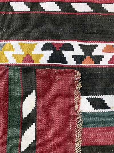 27138609h - Anatol Kelim, Türkei, Anfang 20.Jhd, Wolle auf Wolle, ca. 313 x 160 cm, EHZ: ...