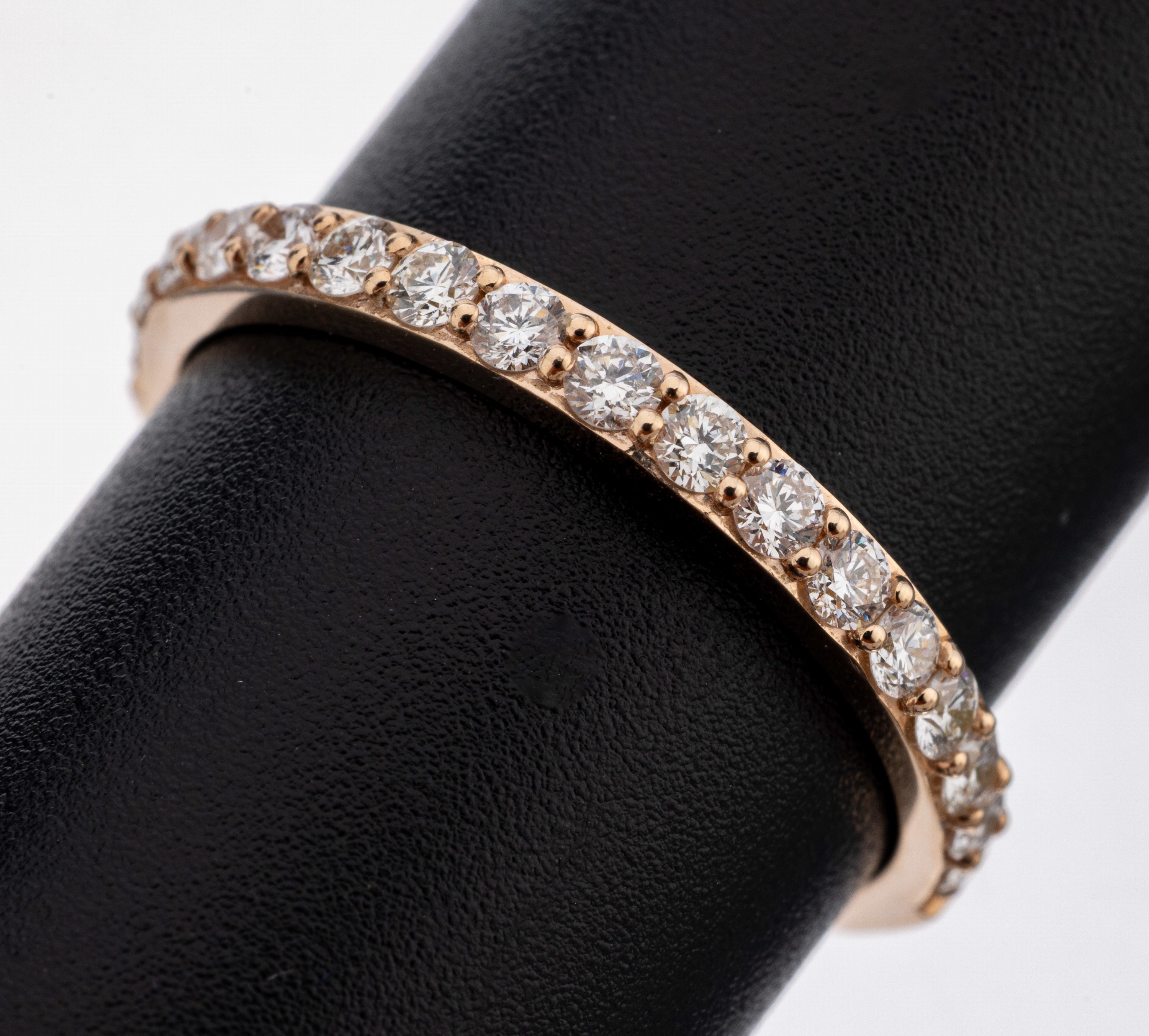 Image 27138761 - 14 kt Gold Brillant-Ring, RG 585/000, 17 Brillanten zus. ca. 0.51 ct Weiß/si, RW 55.5, ...