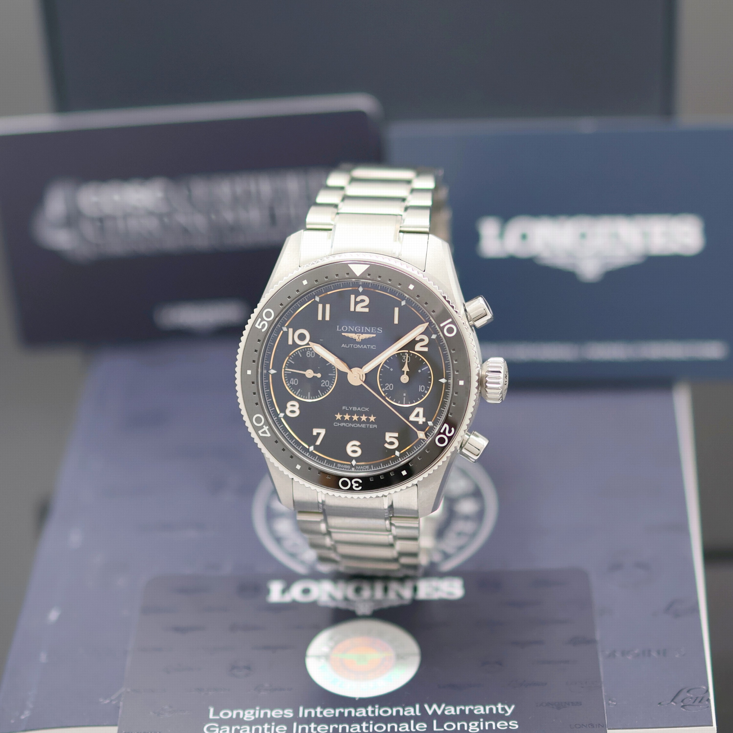 Image 27139499 - LONGINES Spirit ungetragener Flyback- Armbandchronograph Referenz L3.821.4.53.6, beids. ...