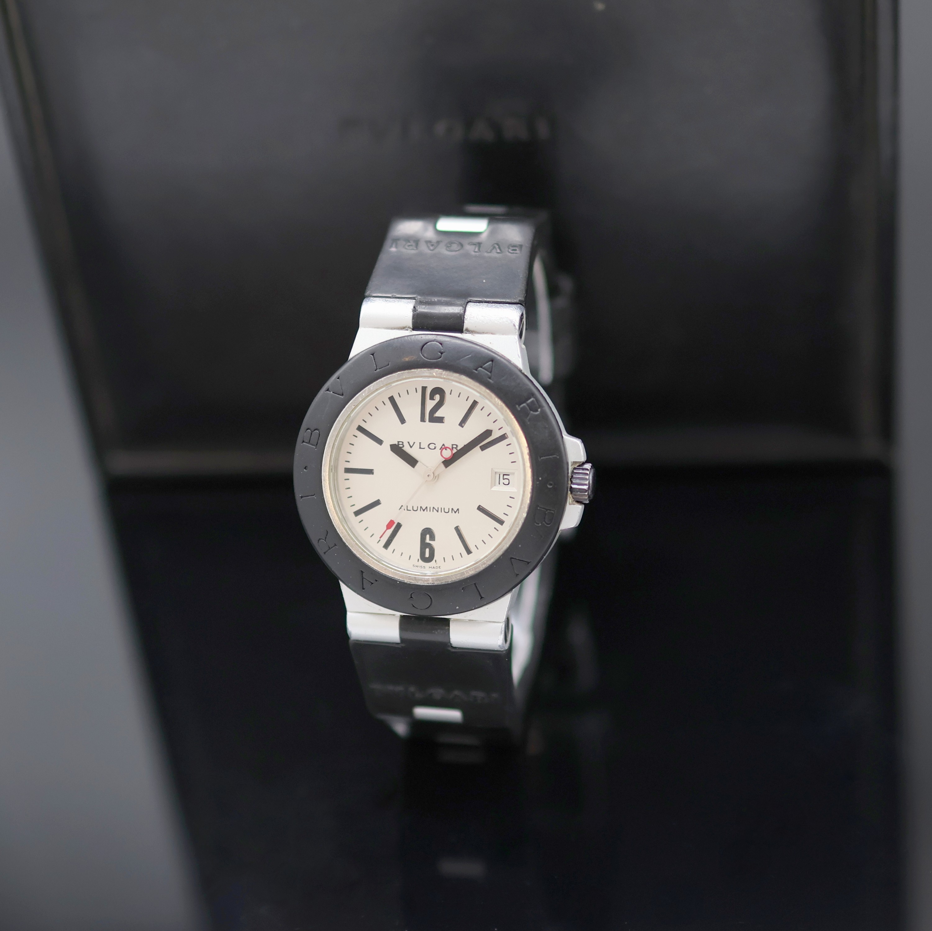 Image 27139508 - BULGARI Aluminium Armbanduhr Referenz Al 38 A, Schweiz um 1995, Automatik, teils schwarz ...