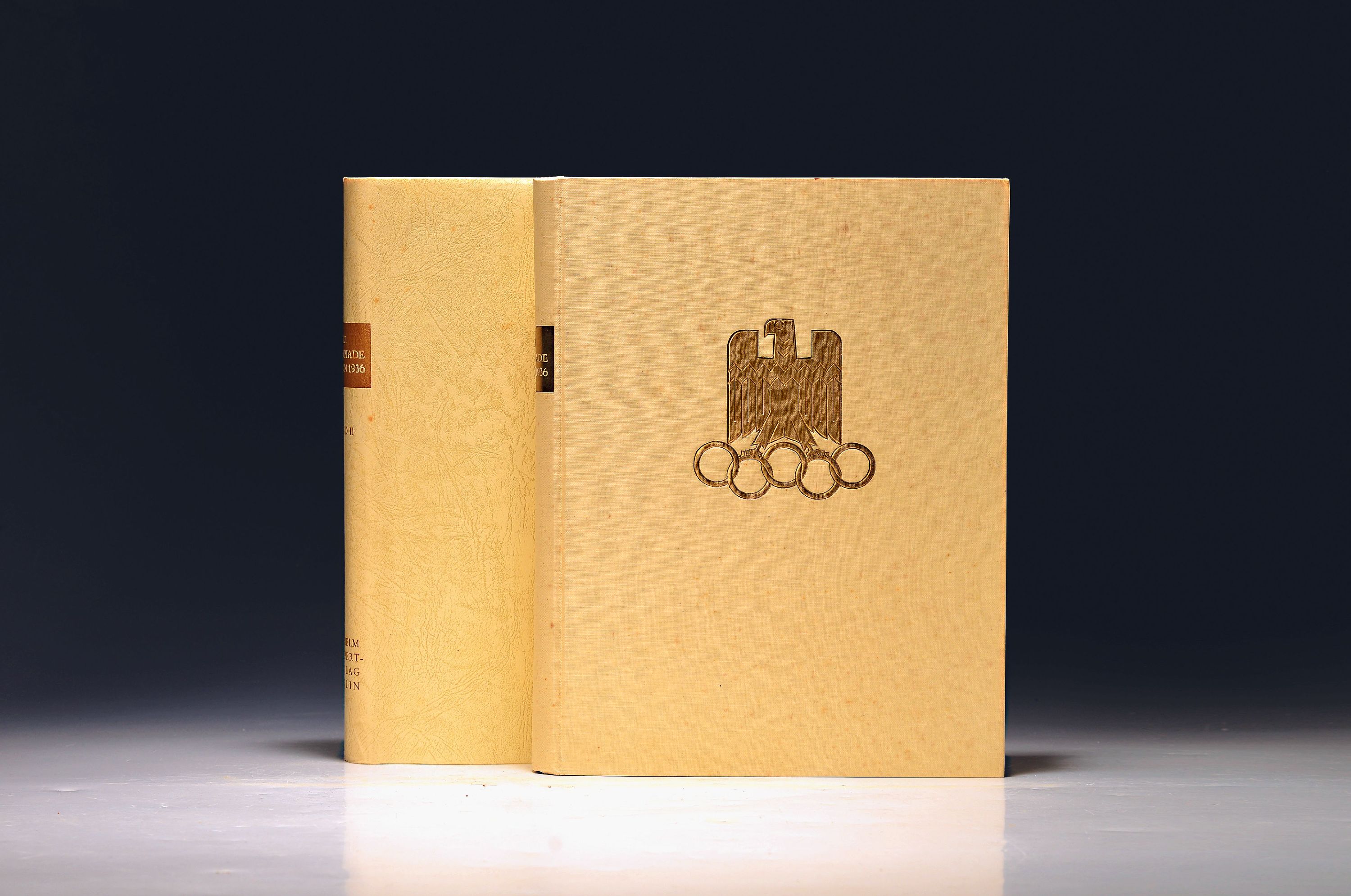 Image 27139540 - XI. Olympiade Berlin 1936. Amtlicher Bericht Band 1 und 2. Berlin, Wilhelm Limpert-Verlag ...