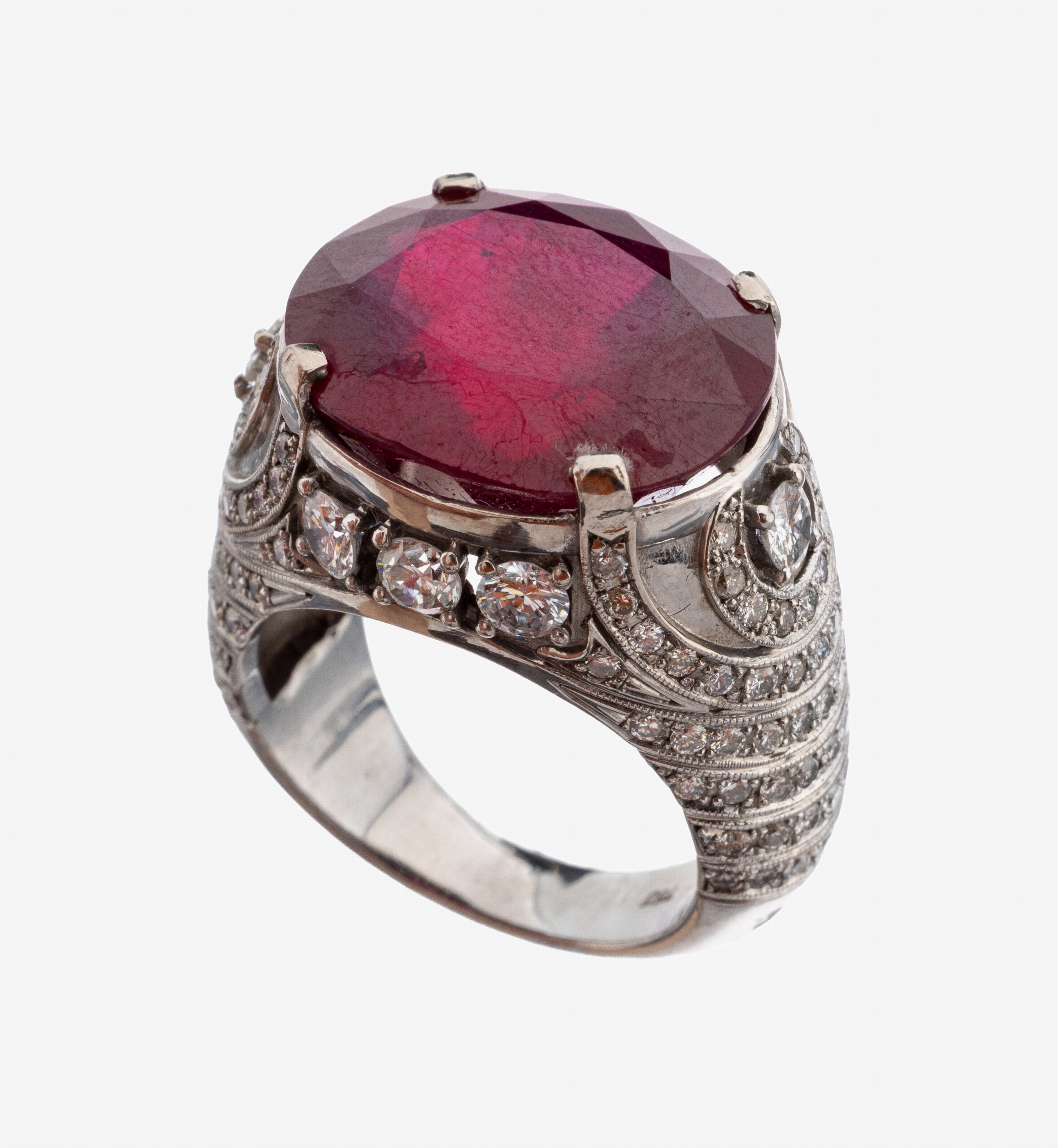 Image 27139567 - 18 kt Gold Rubin-Brillant-Ring, WG 750/000,ovalfacett. Rubin ca. 21.1 ct (farb- und ...