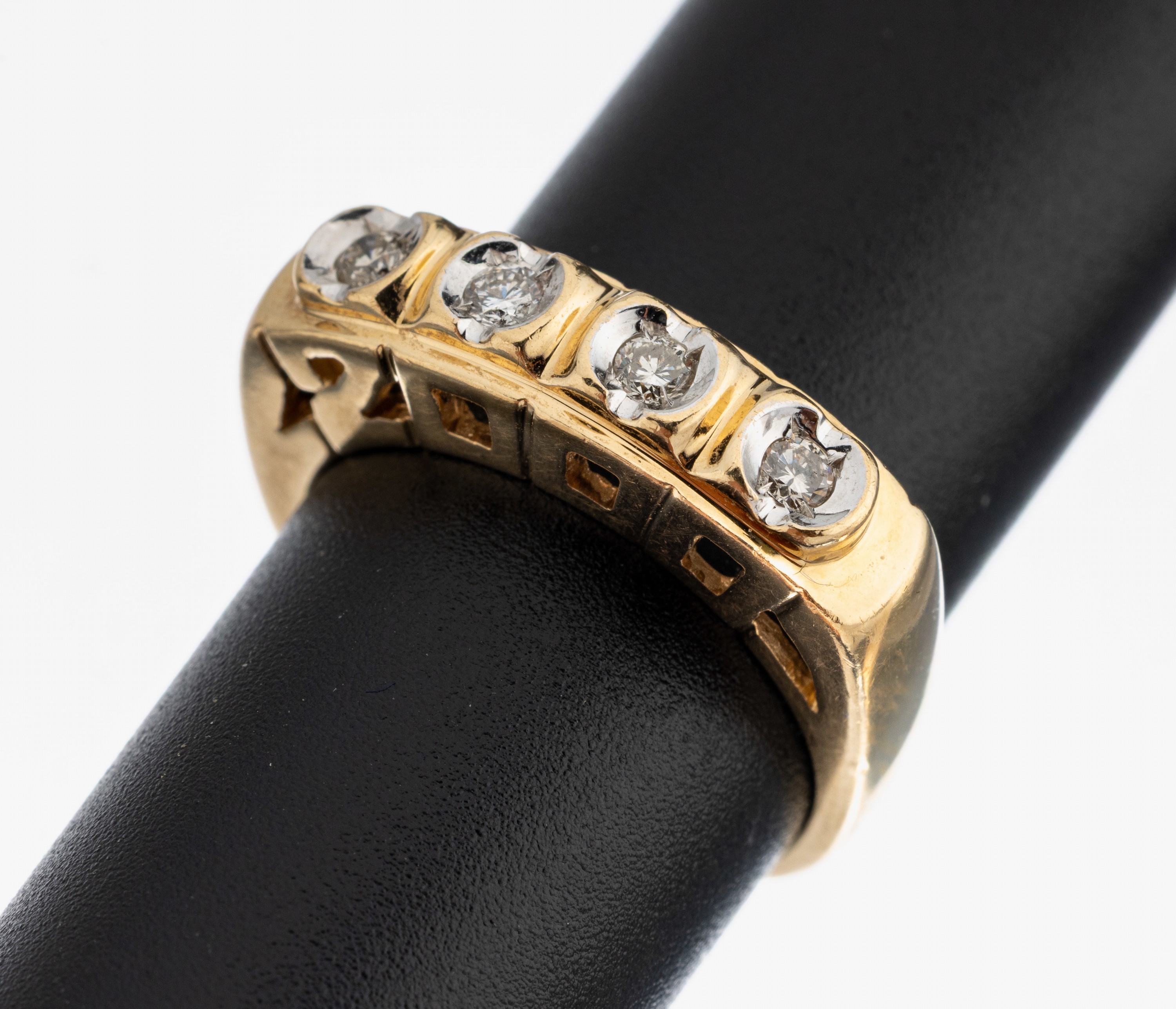 Image 27140826 - 14 kt Gold Brillant-Ring, GG 585/000, 4 Brillanten zus. ca. 0.20 ct Weiß/si, ...
