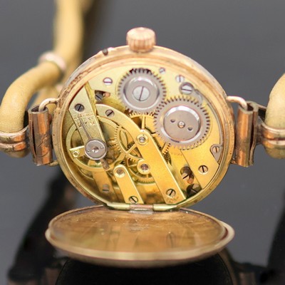 27140933g - Damentaschenuhr in RG 585/000 zur Armbanduhr umgebaut, Schweiz um 1900, Umbau später, ...