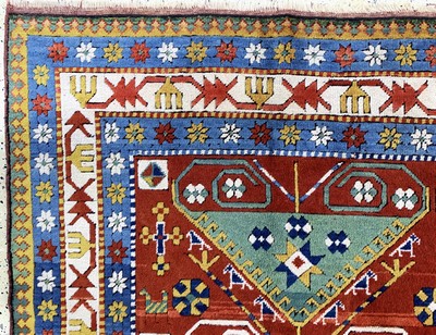 27141077f - Kars, Türkei, Mitte 20.Jhd, Wolle auf Wolle, ca. 291 x 215 cm, EHZ: 2 Schätzpreis: ...