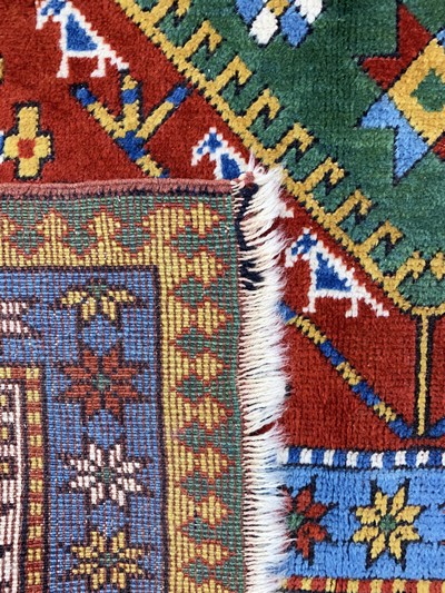 27141077h - Kars, Türkei, Mitte 20.Jhd, Wolle auf Wolle, ca. 291 x 215 cm, EHZ: 2 Schätzpreis: ...
