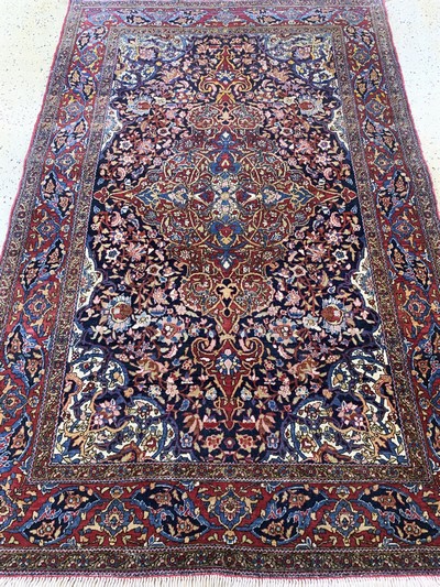 27141088e - Esfahan antik, Persien, um 1900, Wolle auf Baumwolle, ca. 210 x 135 cm, EHZ: 3,(Fransen ...