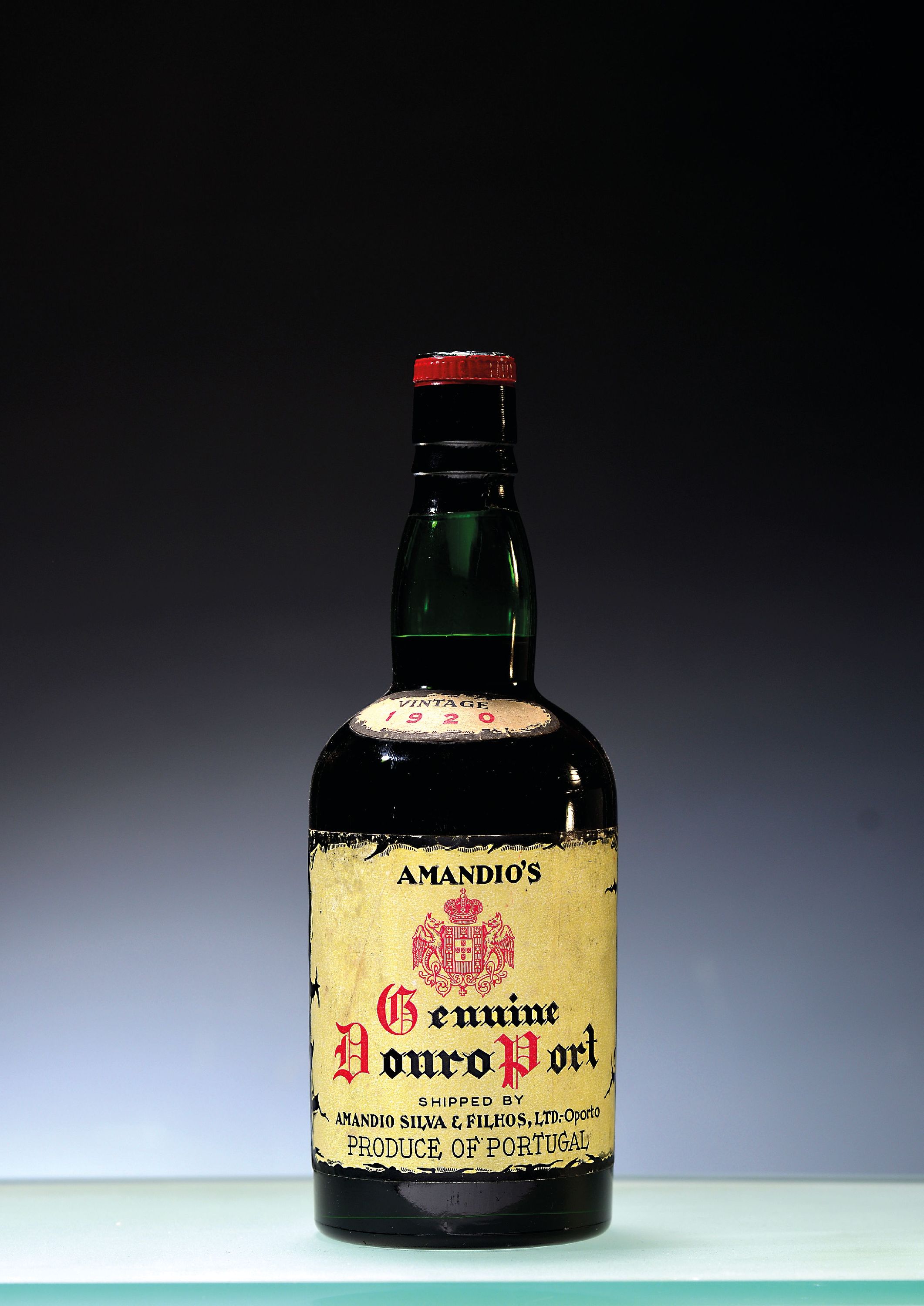 Image 27141192 - 2 Flaschen 1920 Amandio´s Genuine Douro Port , Amandio Silva & Filhos, Porto, ca. 75cl