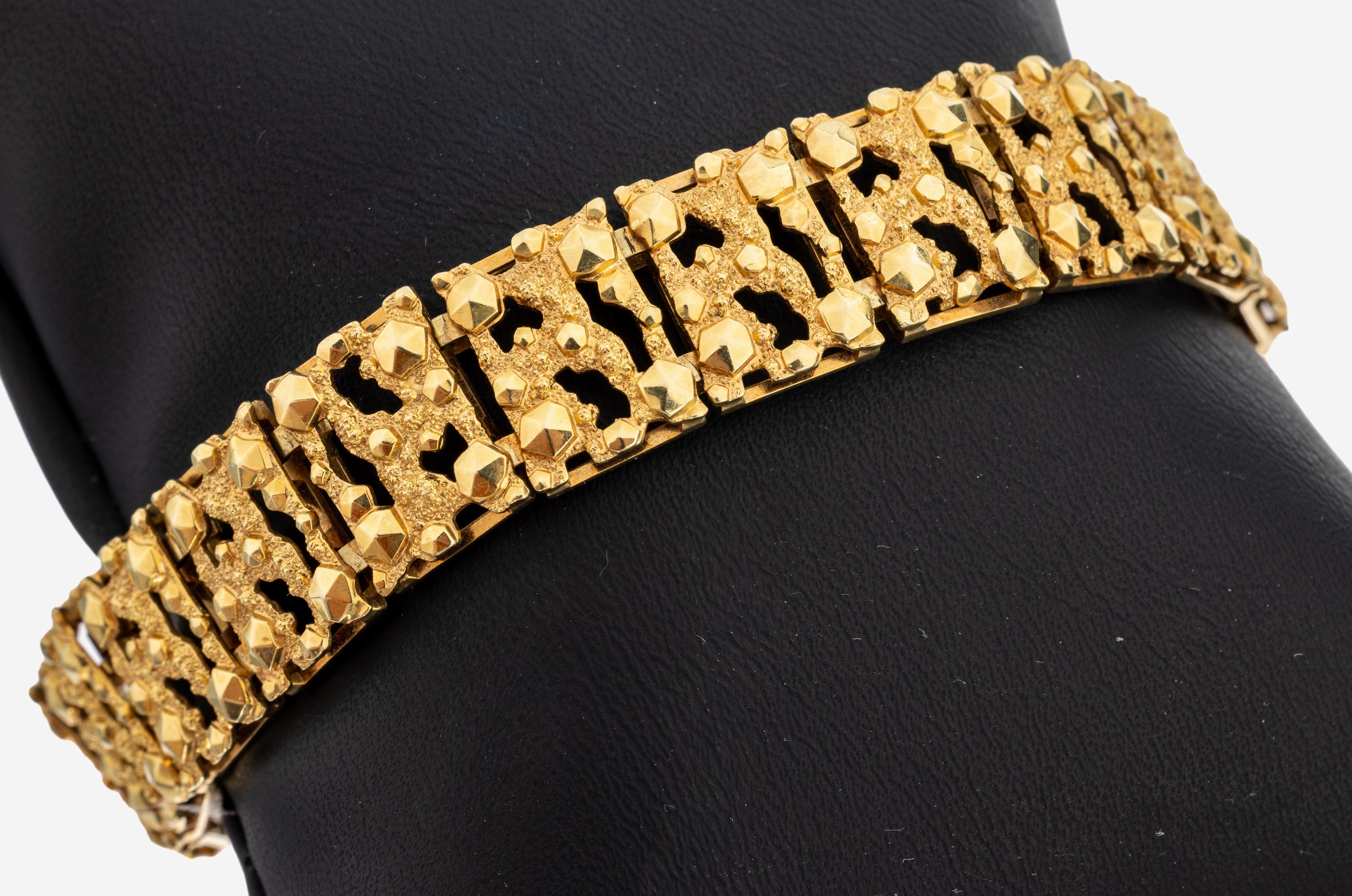 Image 27141193 - 14 kt Gold Armband, GG/RG 585/000, Glieder durchbrochen, Oberfläche strukt., aufgel. ...