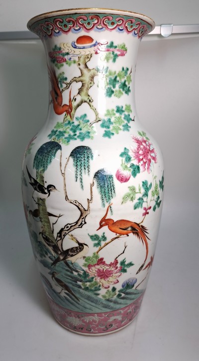 27141332d - Vase, China, um 1860/70, Porzellan, Vogelmalerei, bunt, bemalt, innen türkisblau ...