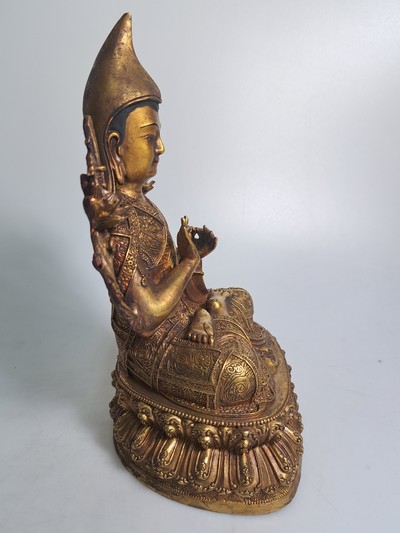27141394d - Tsongkhapa, Gelbkappenmönch, Tibet/ Sino-Tibet, 20. Jh., Bronze, reich verziertes ...