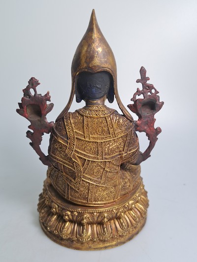 27141394e - Tsongkhapa, Gelbkappenmönch, Tibet/ Sino-Tibet, 20. Jh., Bronze, reich verziertes ...