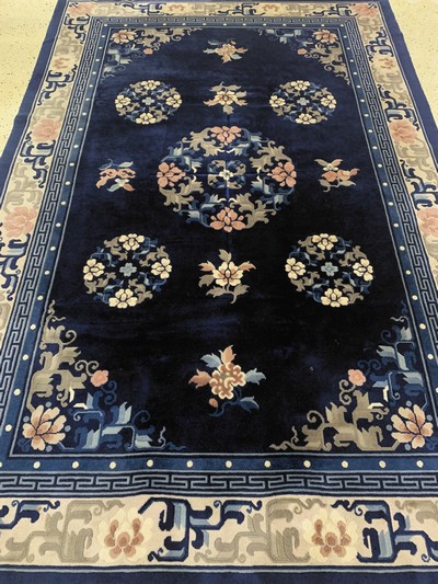27141399f - Antik finish, China, Ende 20.Jhd, Wolle aufBaumwolle, ca. 274 x 183 cm, EHZ: 2 ...