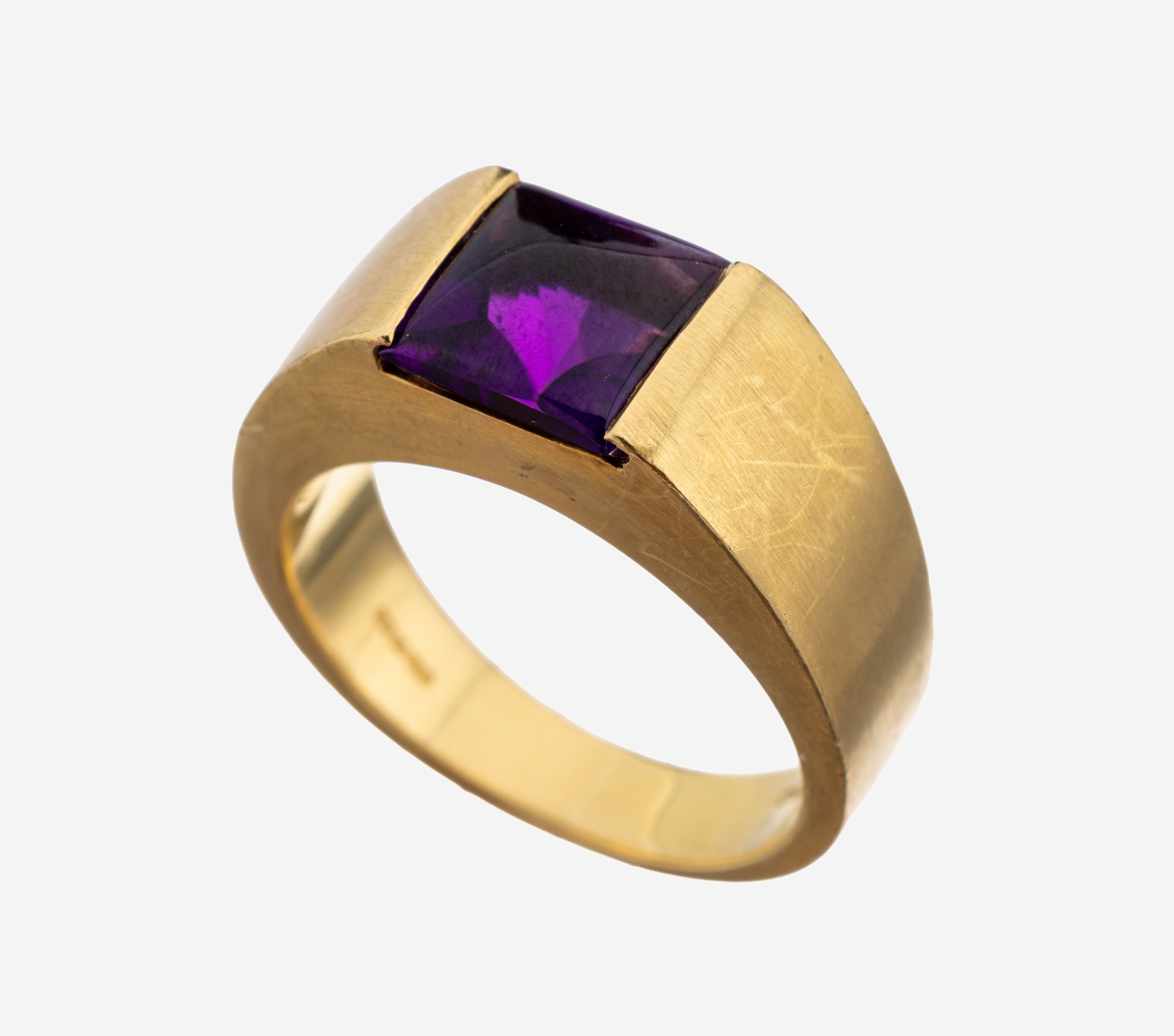 Image 27141564 - 18 kt Gold Amethyst-Ring, GG 750/000, Oberfläche sat., Amethyst im Buff Top Schliff ...