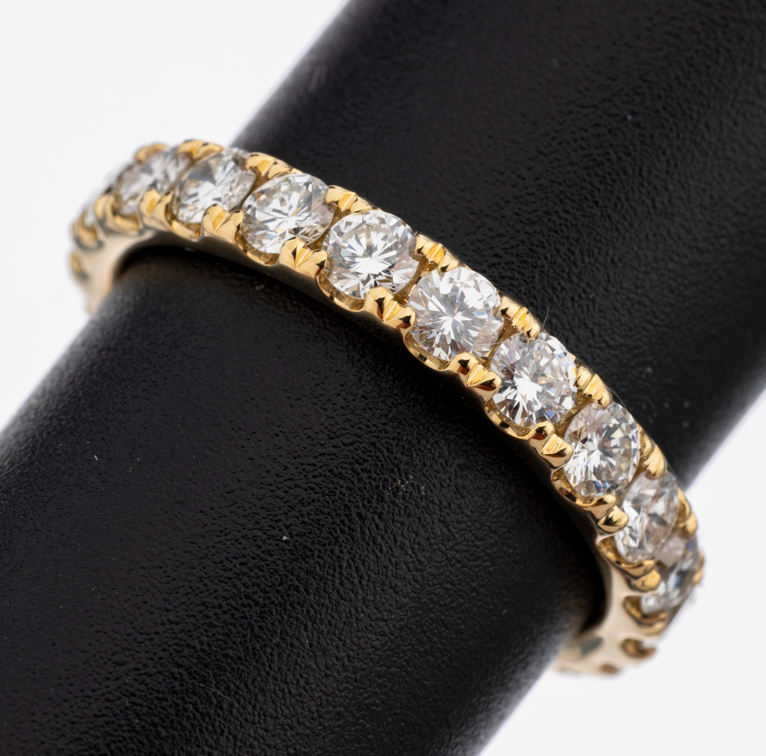 Image 27141773 - 14 kt Gold Brillant-Memoryring, GG 585/000,22 Brillanten zus. ca. 1.90 ct (grav.) ...