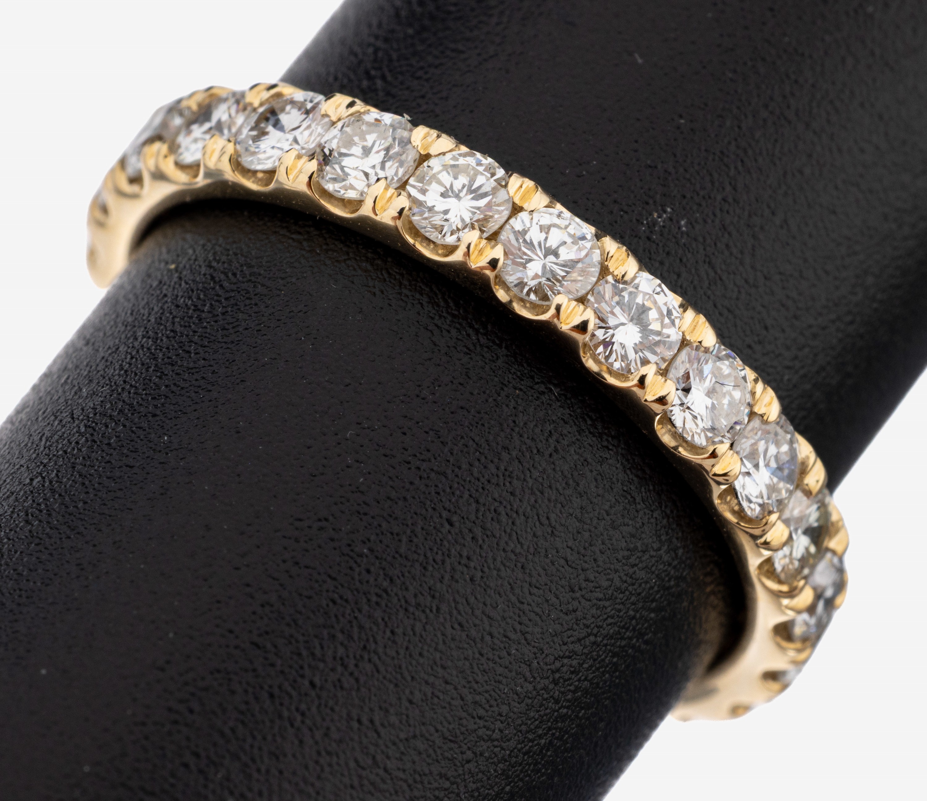 Image 27141849 - 14 kt Gold Brillant-Memoryring, GG 585/000,25 Brillanten zus. ca. 1.61 ct (grav.) ...