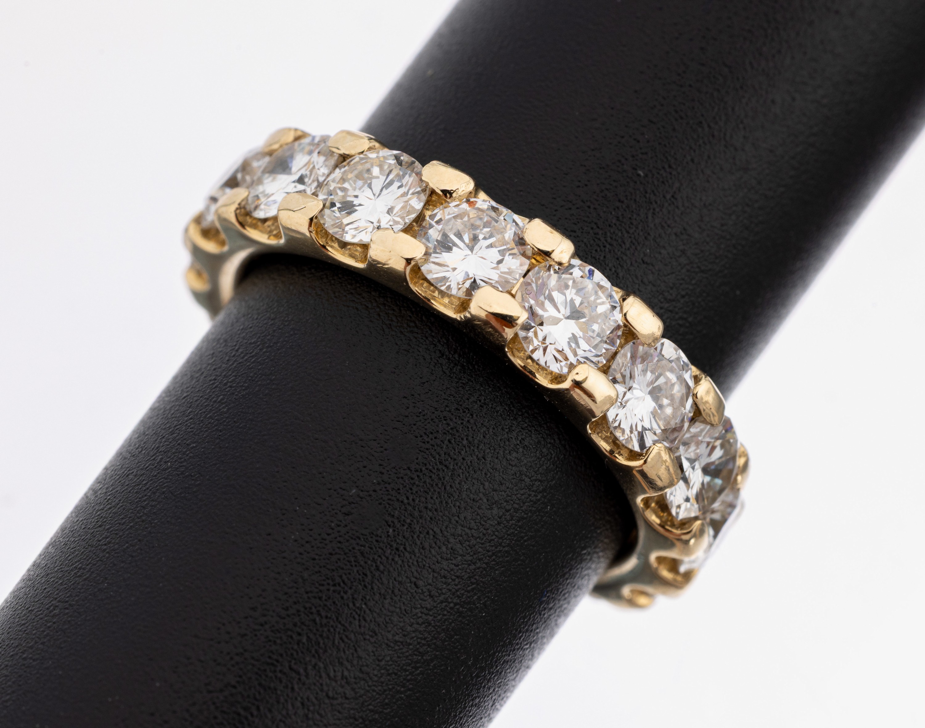 Image 27141945 - 14 kt Gold Brillant-Memoryring, GG 585/000,16 Brillanten zus. ca. 4.80 ct feines Weiß- ...