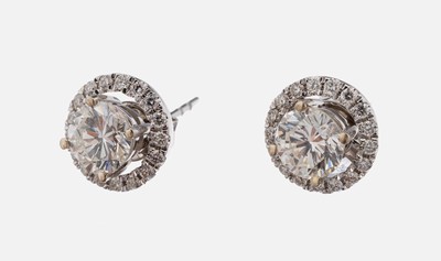 Image Paar 14 kt Gold Brillant-Ohrstecker, WG 585/000, 2 Brillanten zus. ca. 1.07 ct feines ...