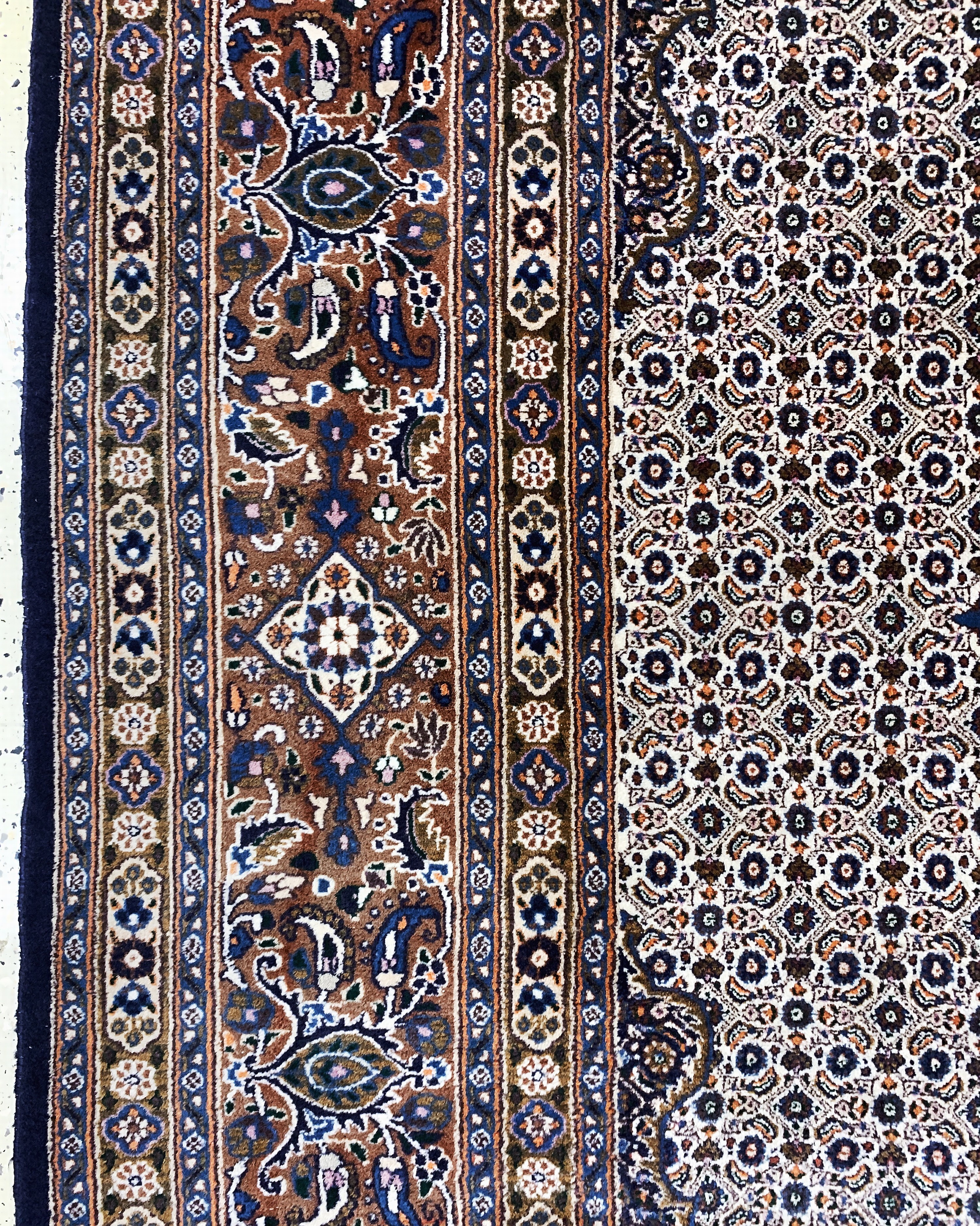 Detail c: Mud, Persien, Ende 20.Jhd, Wolle auf Baumwolle, ca. 342 x 247 cm, leicht verblasst,EHZ: 2