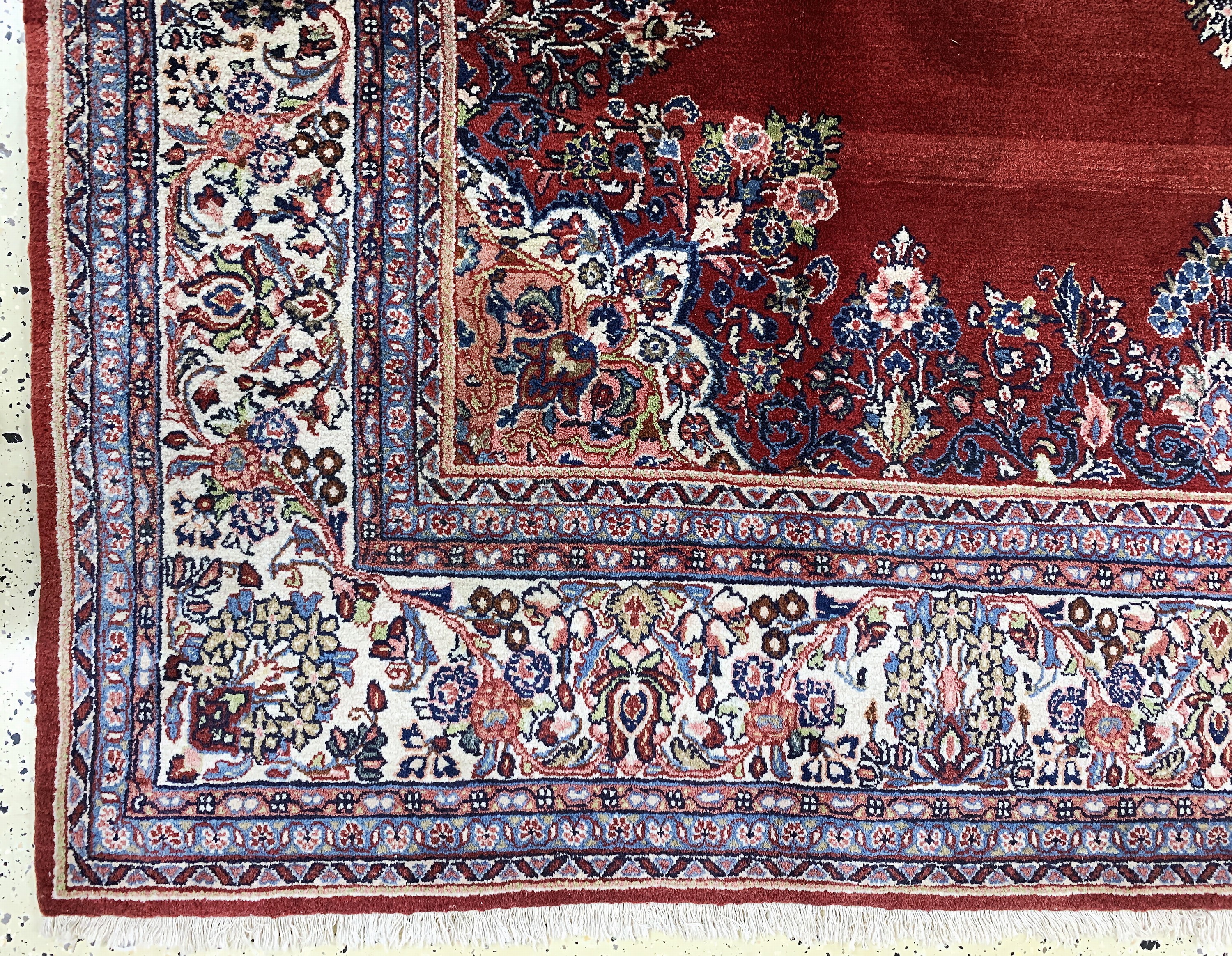 Detail b: Sarogh alt, Persien, Mitte 20.Jhd, Wolle auf Baumwolle, ca. 250 x 245 cm, EHZ: 2(Abrasch)