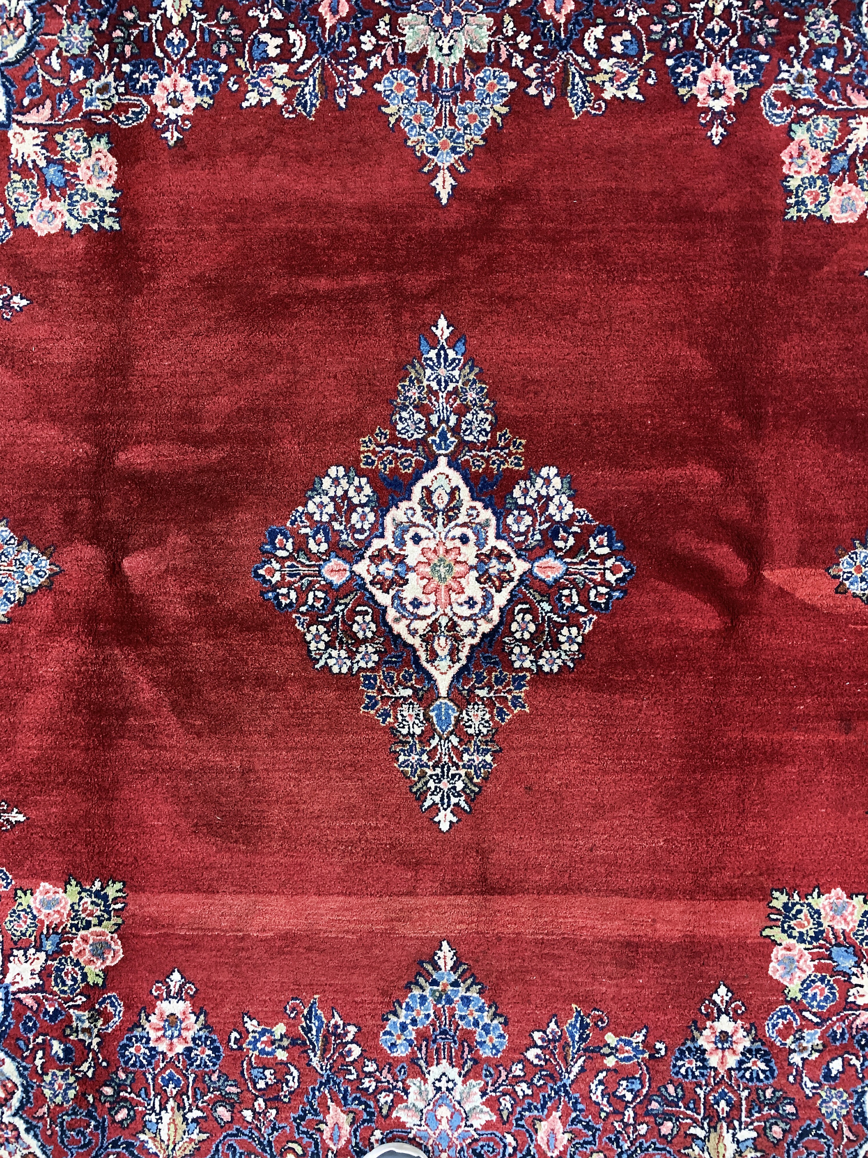 Detail c: Sarogh alt, Persien, Mitte 20.Jhd, Wolle auf Baumwolle, ca. 250 x 245 cm, EHZ: 2(Abrasch)