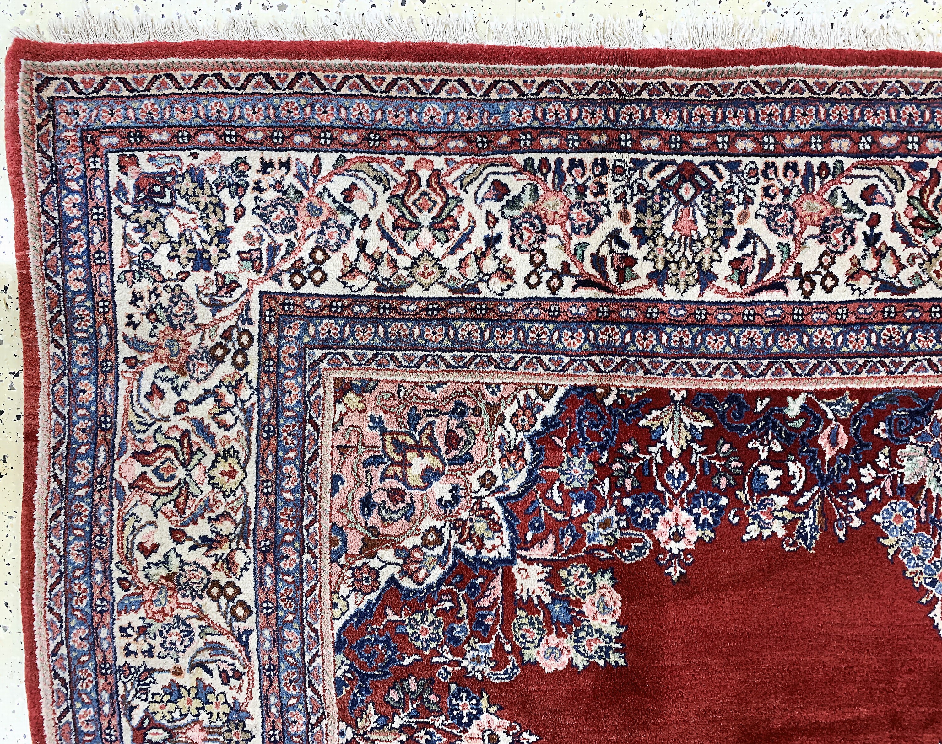 Detail e: Sarogh alt, Persien, Mitte 20.Jhd, Wolle auf Baumwolle, ca. 250 x 245 cm, EHZ: 2(Abrasch)