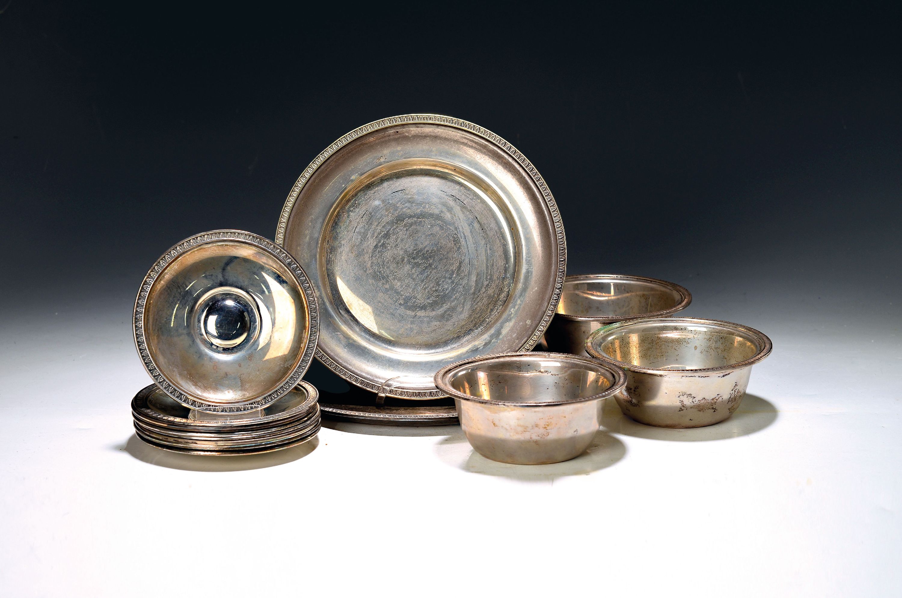 Image 27142261 - 36-tlg. Kaffeeset aus Silber, Castaudi & Gautero di Emanuelli & Pastore, Vercelli, nach ...