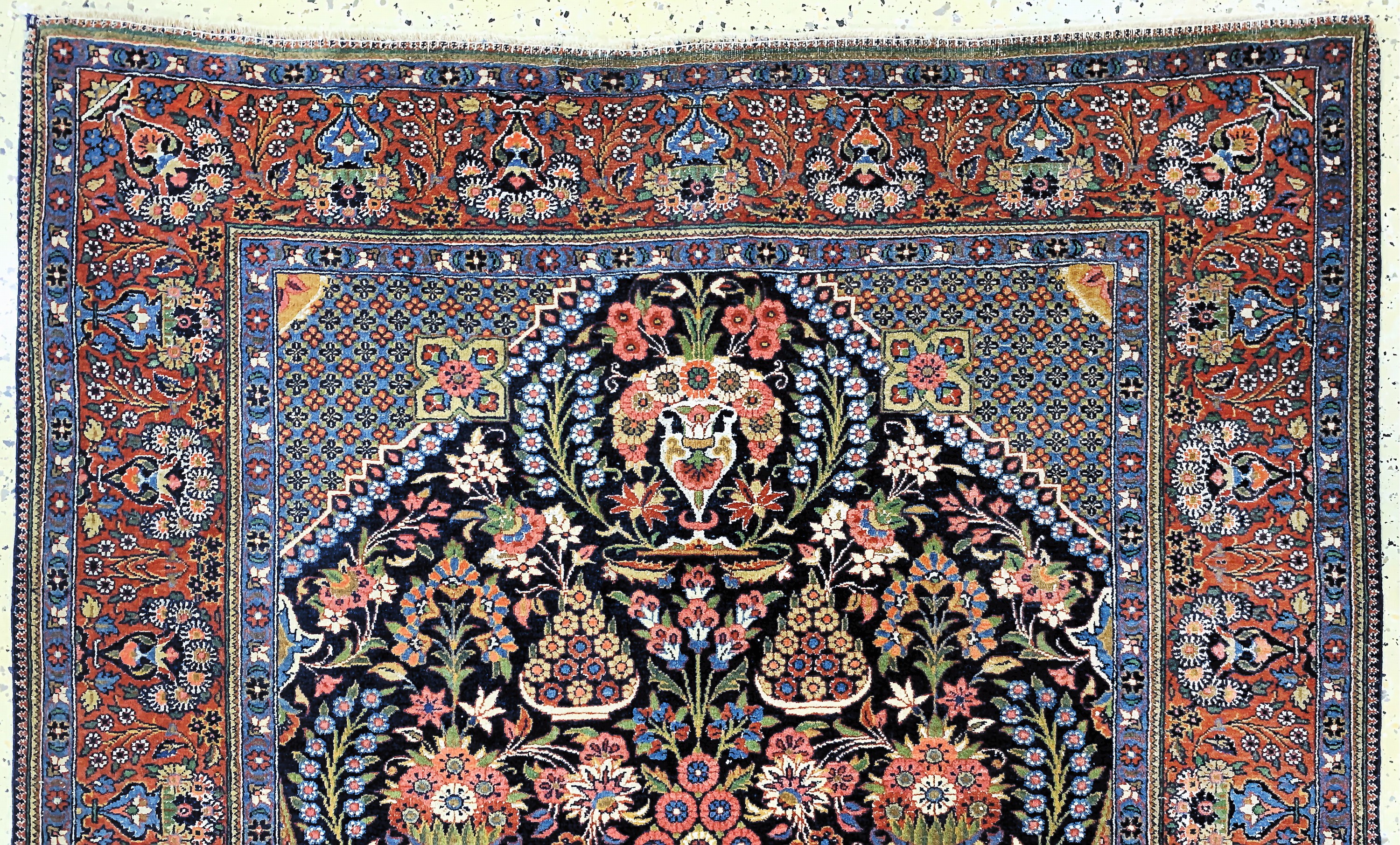 Detail d: Keschan"Hadji-Khanumi"antik, Persien, um 1900, Korkwolle mit Seide, ca. 206 x 135 cm, EHZ: 2-3