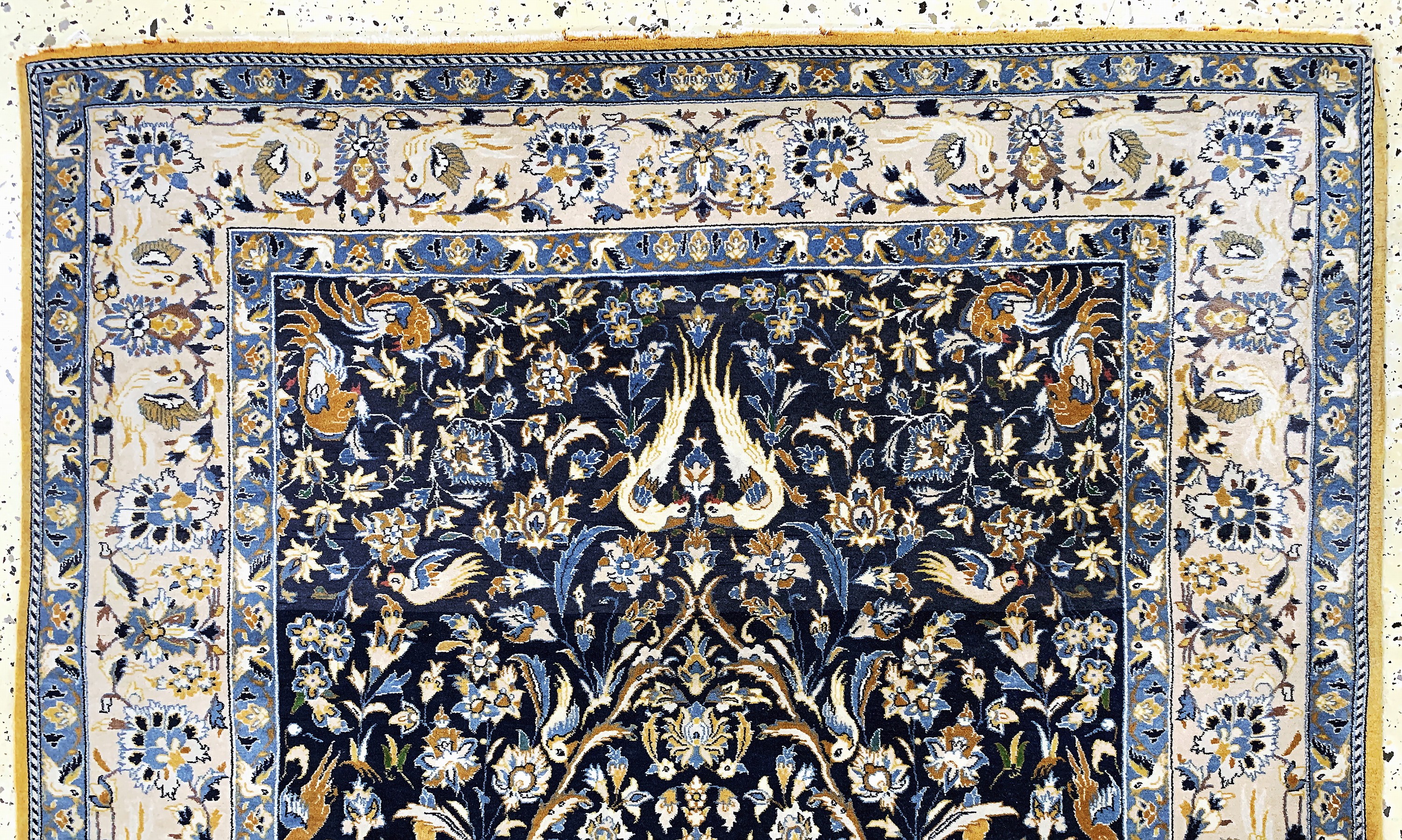 Detail a: Esfahan fein, Persien, Mitte 20.Jhd, Korkwolle auf Seide, ca. 162 x 110 cm, EHZ: 2,(abschlüsse offen)