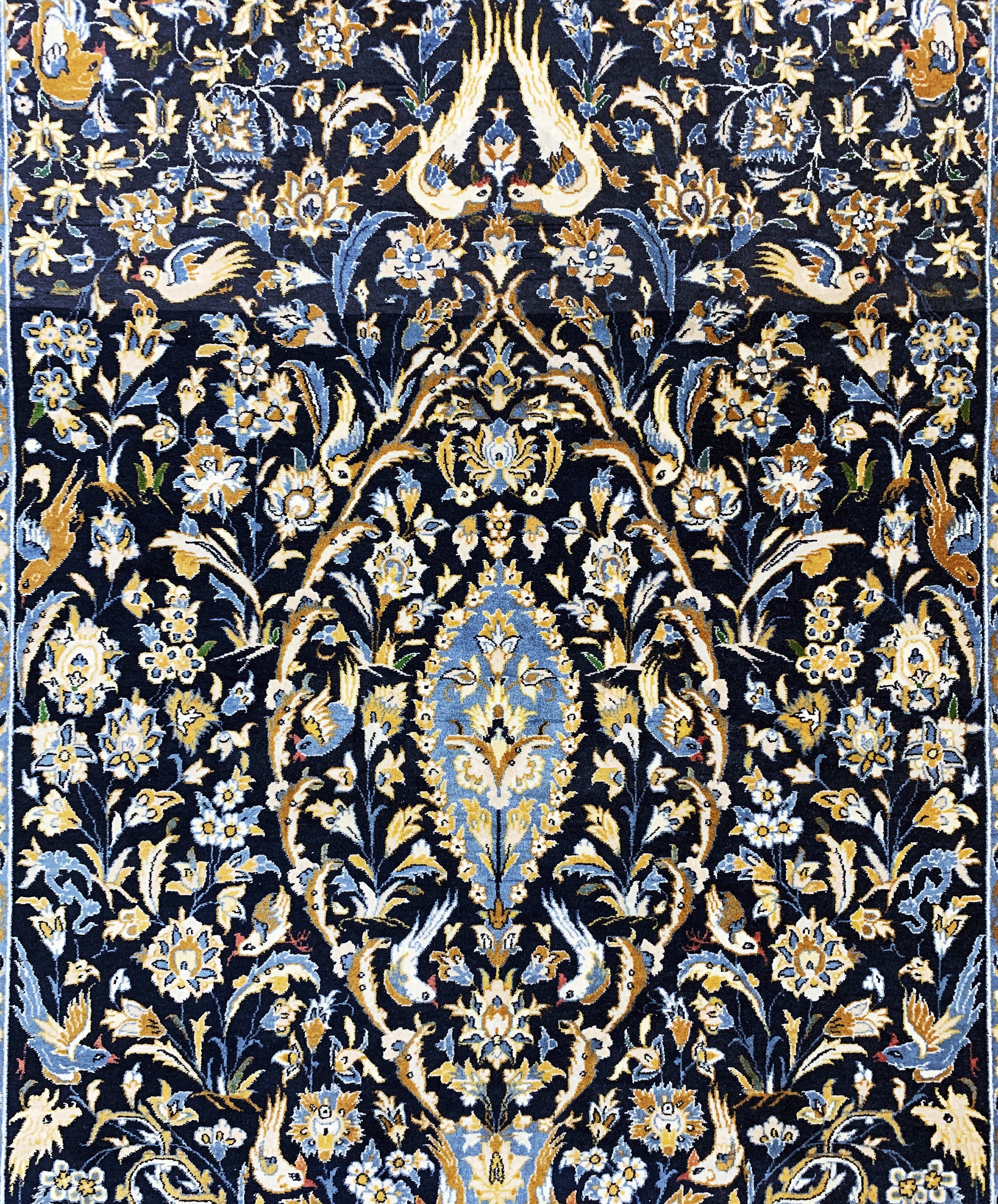 Detail d: Esfahan fein, Persien, Mitte 20.Jhd, Korkwolle auf Seide, ca. 162 x 110 cm, EHZ: 2,(abschlüsse offen)