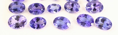 27142208a - Lot lose Tansanite, zus. ca. 41.67 ct, versch.Schliffformen und Größen