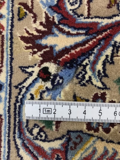 27142211g - Esfahan fein, Persien, Mitte 20.Jhd, Korkwolle auf Seide, ca. 170 x 111 cm, ca. 1,0Mio. ...