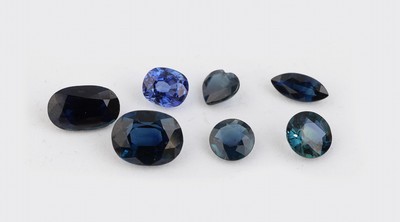 27142212a - Lot lose Saphire, zus. ca. 50.94 ct, versch. Schliffformen, Größen und Farbnuancen