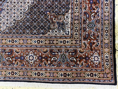 27142246a - Mud, Persien, Ende 20.Jhd, Wolle auf Baumwolle, ca. 342 x 247 cm, leicht verblasst,EHZ: ...