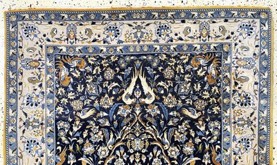 27142270a - Esfahan fein, Persien, Mitte 20.Jhd, Korkwolle auf Seide, ca. 162 x 110 cm, EHZ: ...