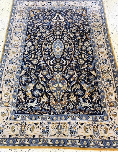 27142270e - Esfahan fein, Persien, Mitte 20.Jhd, Korkwolle auf Seide, ca. 162 x 110 cm, EHZ: ...