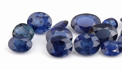 27142271b - Lot lose Saphire, zus. ca. 12.50 ct, ovalfacett. in versch. Größen und Farbnuancen ...