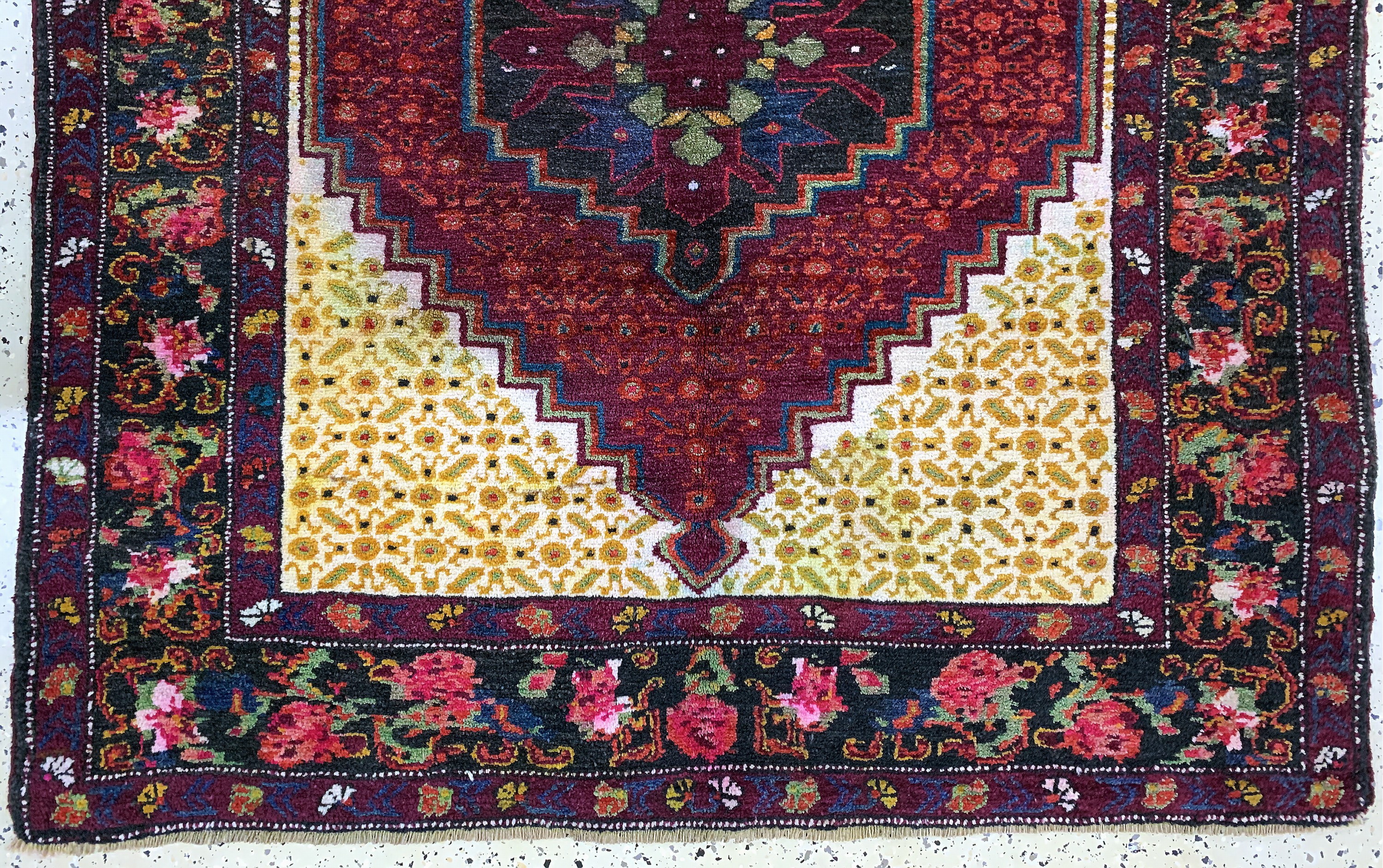 Detail c: Karabagh Kazak alt, Kaukasus, Anfang 20.Jhd, Wolle auf Wolle, ca. 222 x 137 cm, EHZ: 2