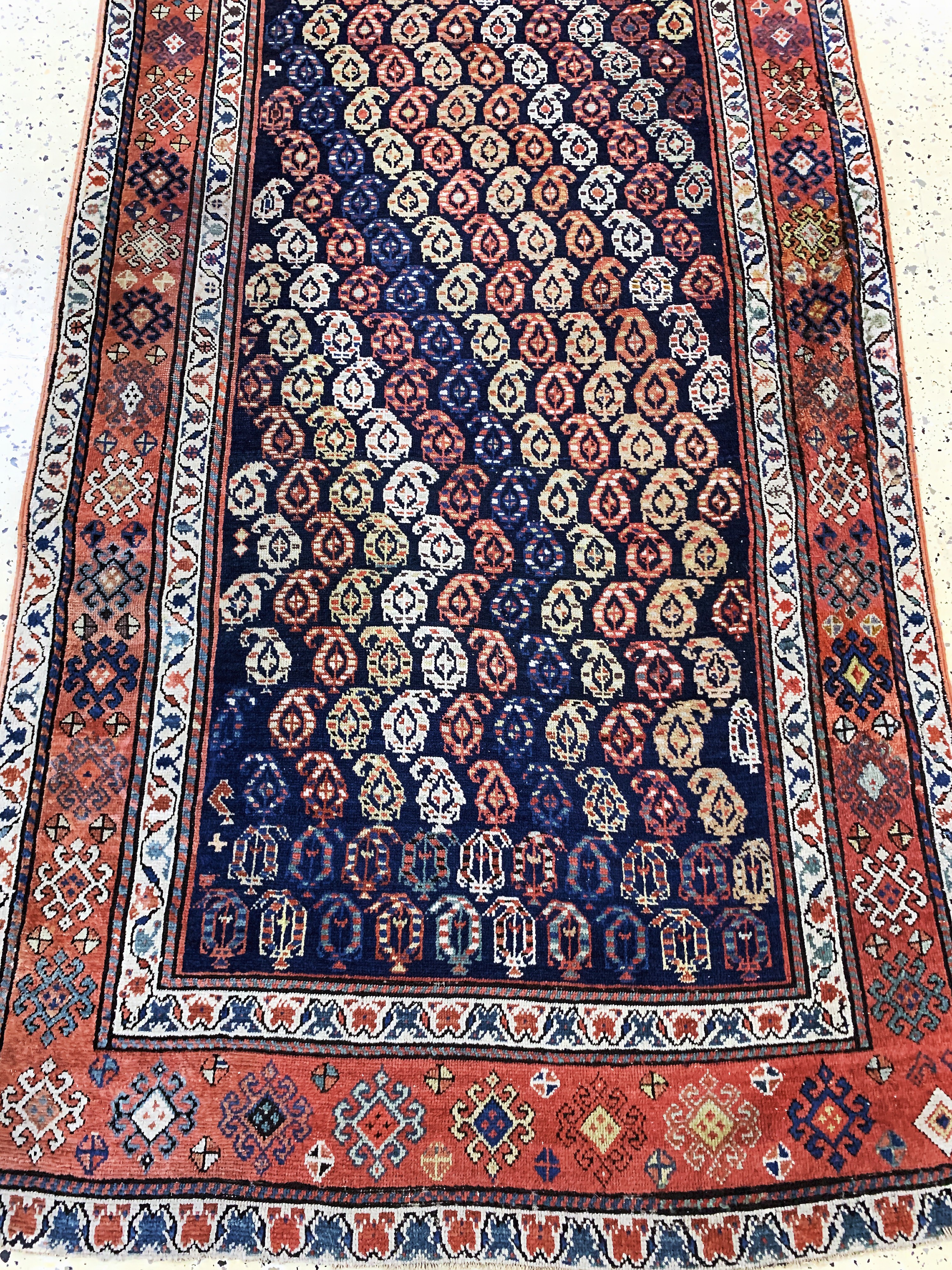 Detail g: Karabagh Kazak antik, Kaukasus, 19.Jhd, Wolle auf Wolle, ca. 305 x 113 cm, EHZ: 2-3(restauriert)