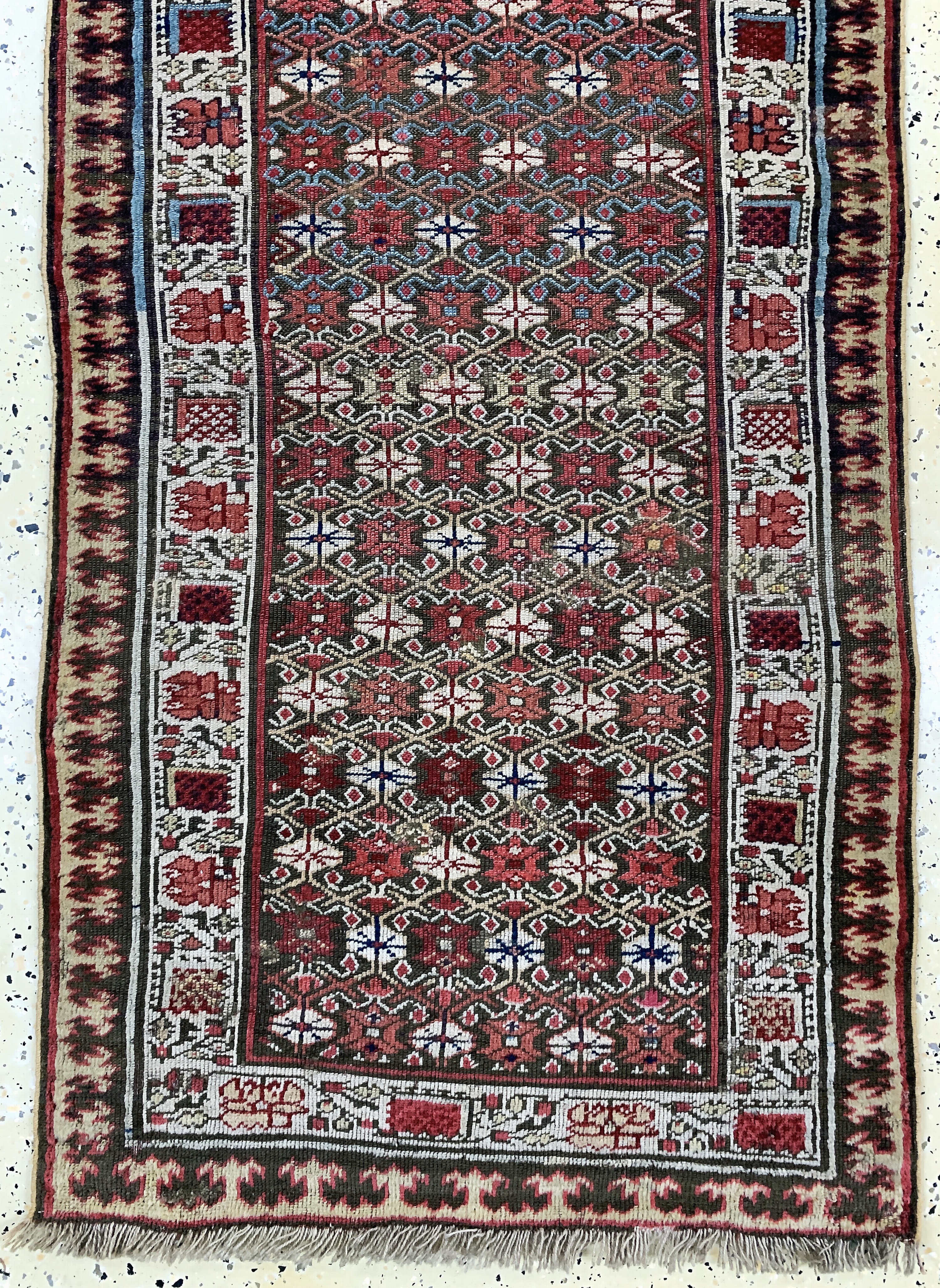 Detail d: Karabagh Kazak antik, Kaukasus, 19.Jhd, Wolle auf Wolle, ca. 320 x 78 cm, restauriert,EHZ:2-3(leicht verfärbt)