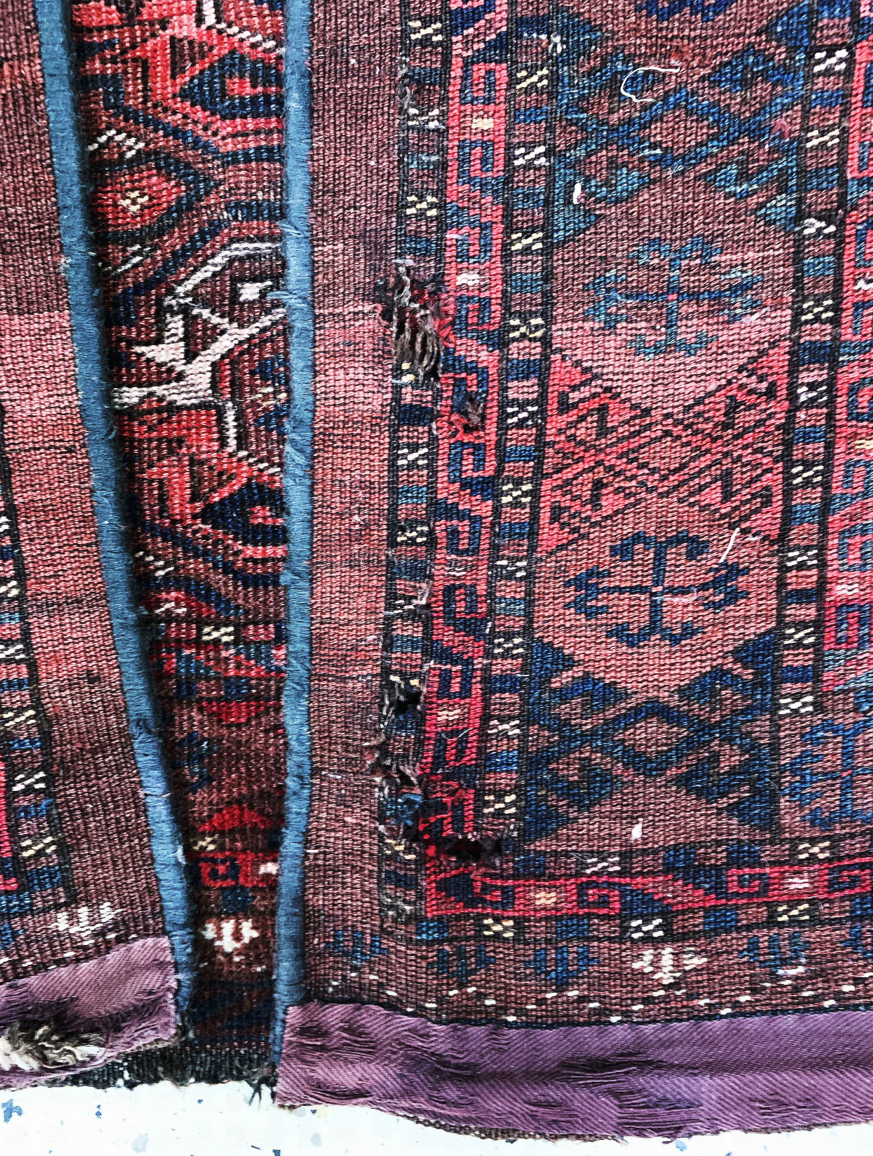 Detail c: Konvolut aus 2 Torba & 2 Tschowal, antik, Turkmenistan, 19.Jhd, Wolle auf Wolle, ca. 145 x 100 cm & ca. 88 x 35 cm, EHZ: 3-4