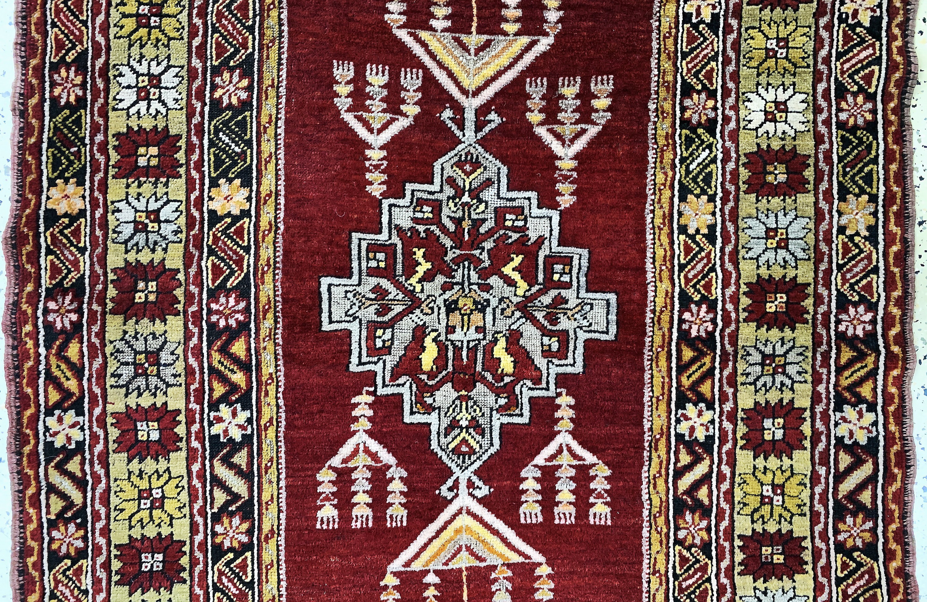 Detail b: Melas alt, Türkei, Anfang 20.Jhd, Wolle aufWolle, ca. 160 x 115 cm, EHZ: 2, (restauriert)
