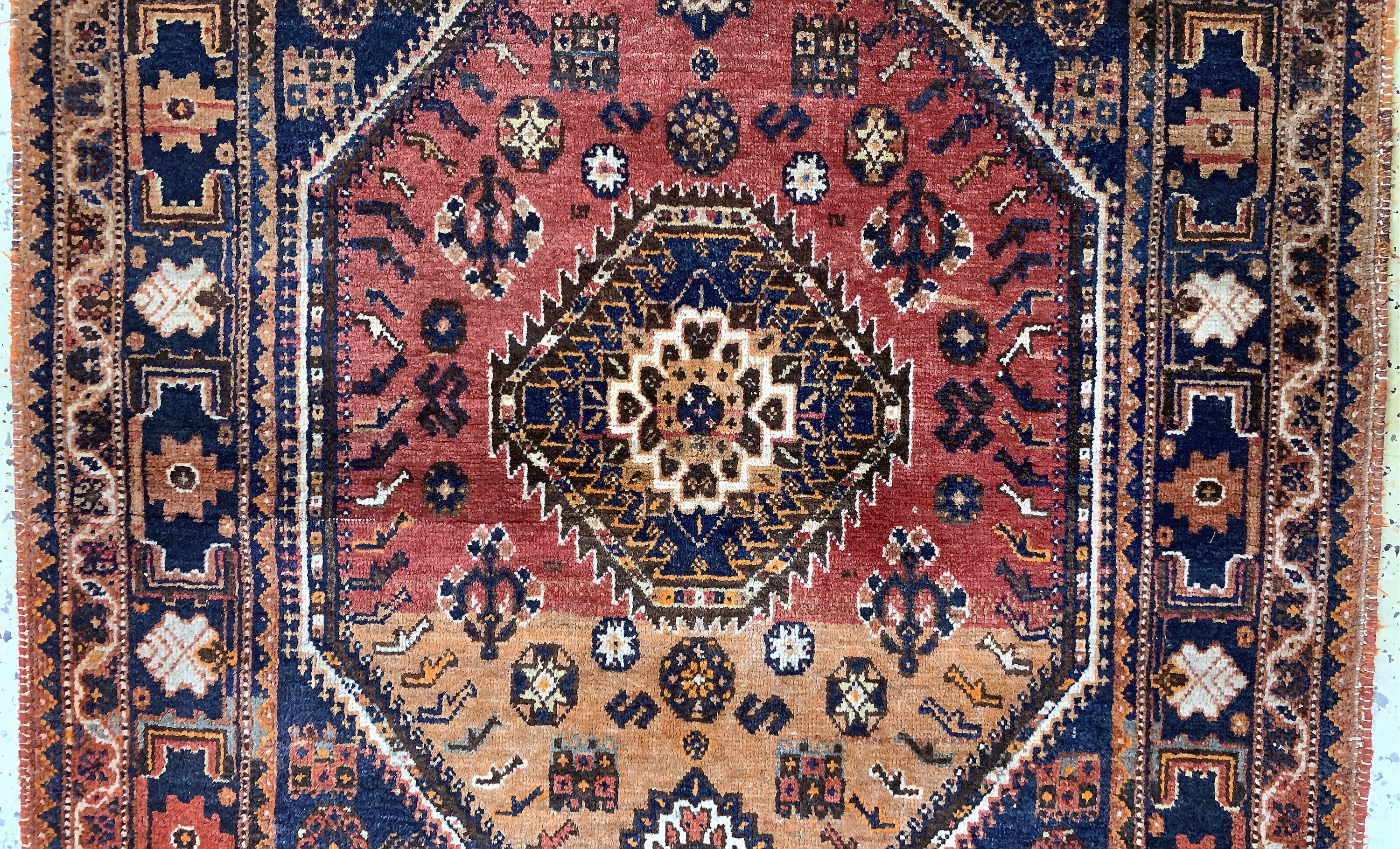 Detail b: Ghaschgai, Persien, Anfang 20.Jhd, Wolle auf Wolle, ca. 160 x 118 cm, EHZ: 2-3