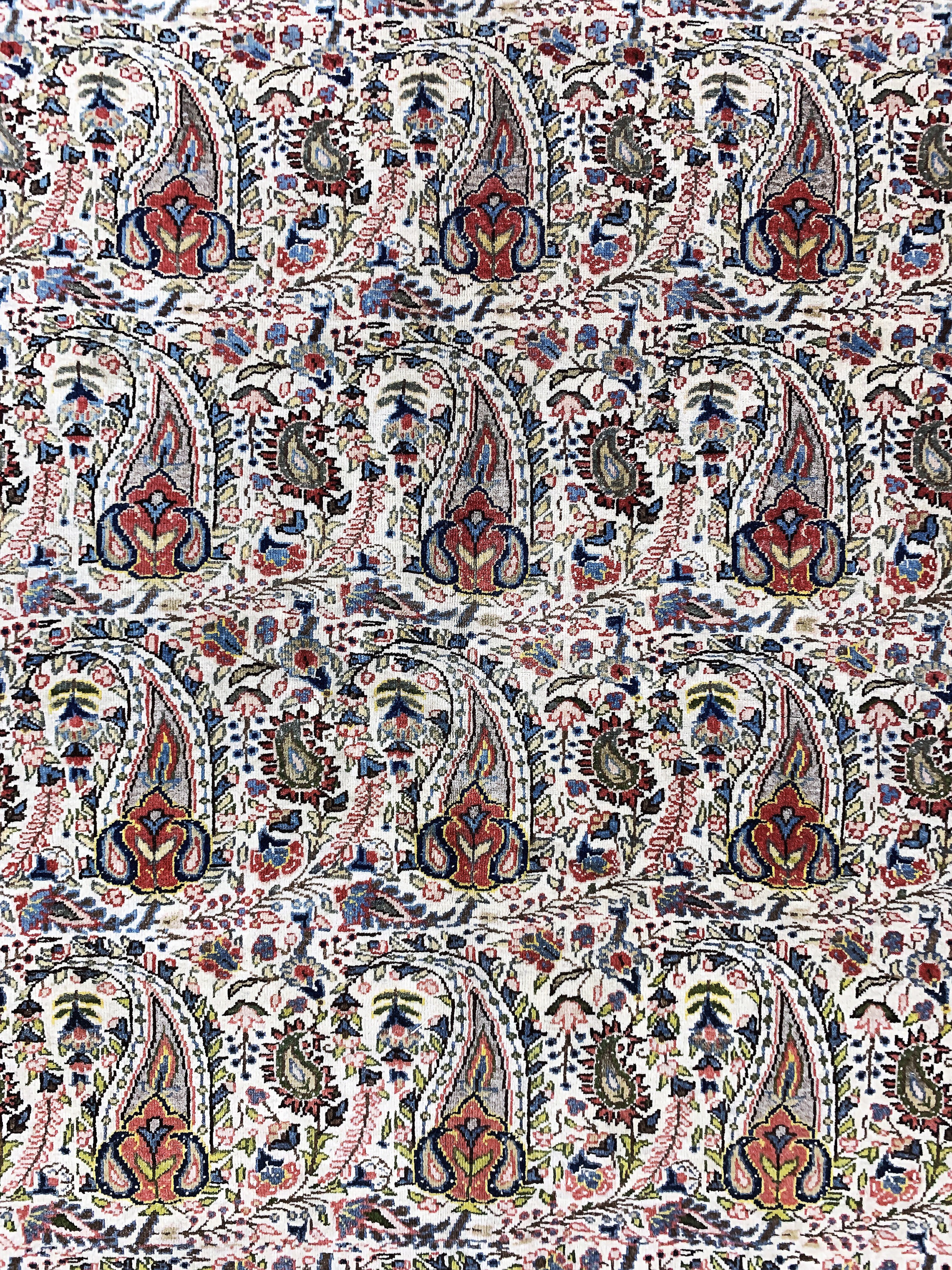Detail c: Ghom Kork, Persien, Anfang 20.Jhd, Korkwolle aud Baumwolle, ca. 220 x 140 cm, EHZ: 2-3